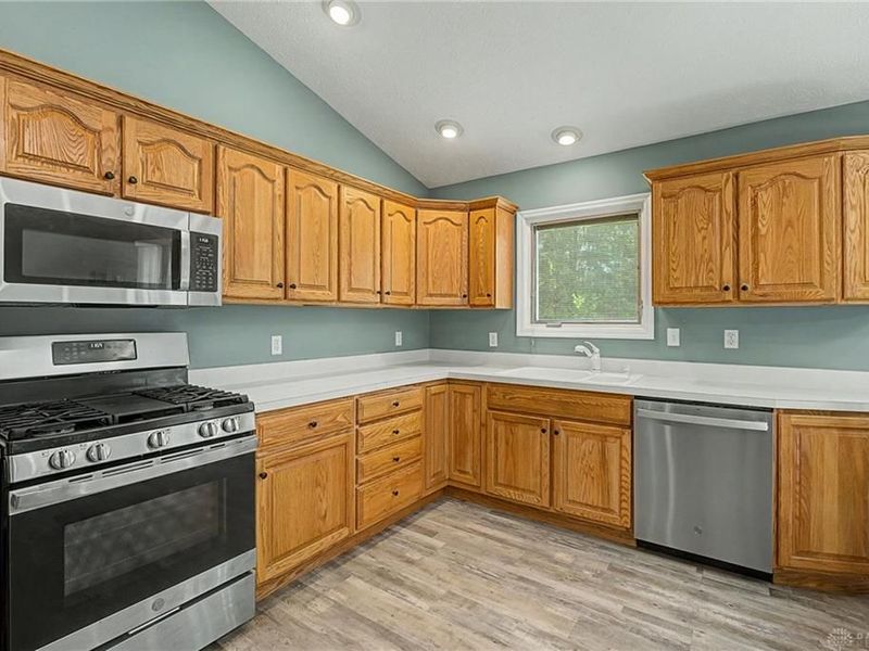 168 Warner Drive, Union, OH 45322 Photo 9