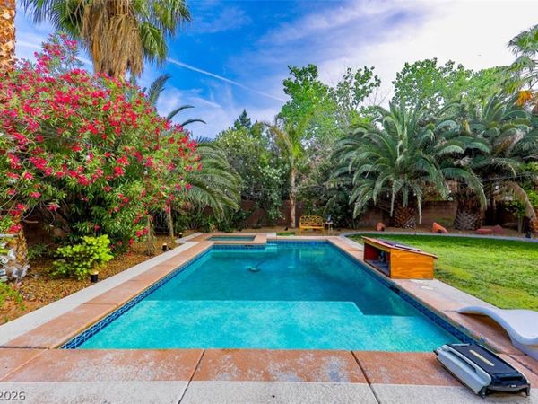 1467 Corsica Crest Court , Las Vegas, NV 89123