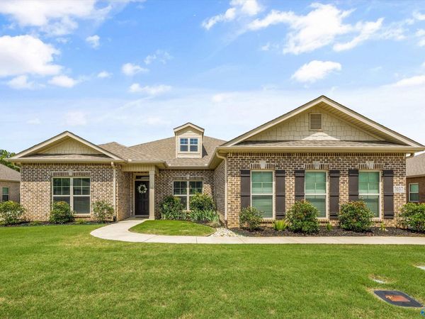 7037 Regency Lane, Gurley, AL 35748