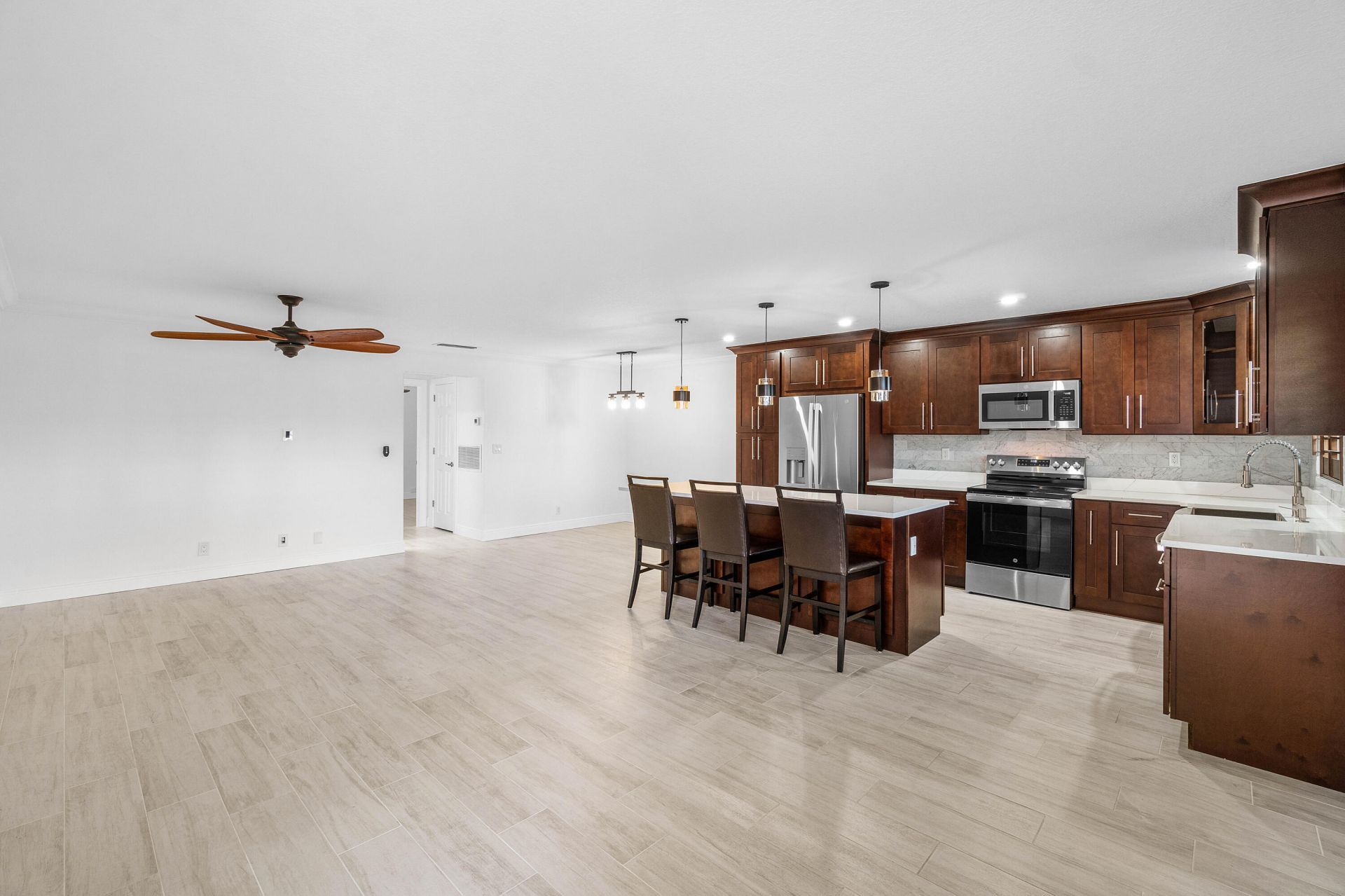180 N High Point, Unit B, Boynton Beach, FL 33435 Photo