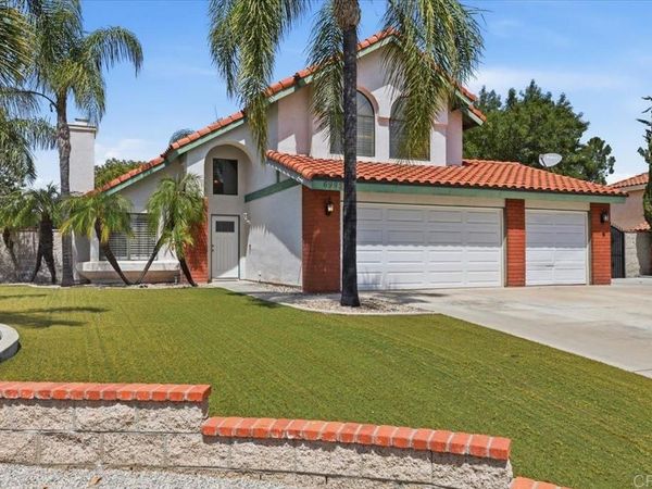 6995 Mission Grove Parkway N, Riverside, CA 92506