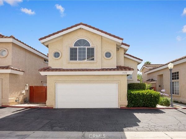 1322 Meadow Ln, Duarte, CA 91010