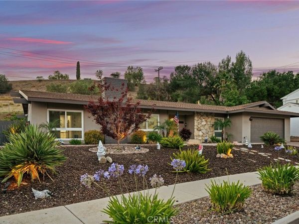 1463 Feather Avenue, Thousand Oaks, CA 91360