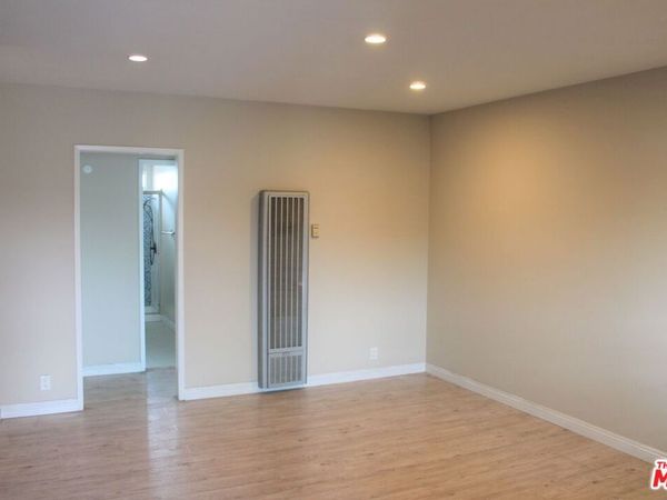 2501 W Redondo Beach Boulevard, Unit 335, Gardena, CA 90249