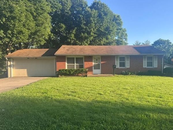 10128 Isabelle Place, St Ann, MO 63074