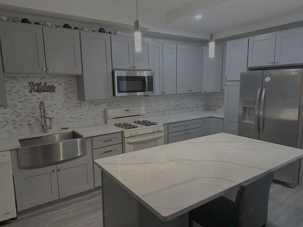 127 Hawthorn St, Unit 3, New Bedford, MA 02740