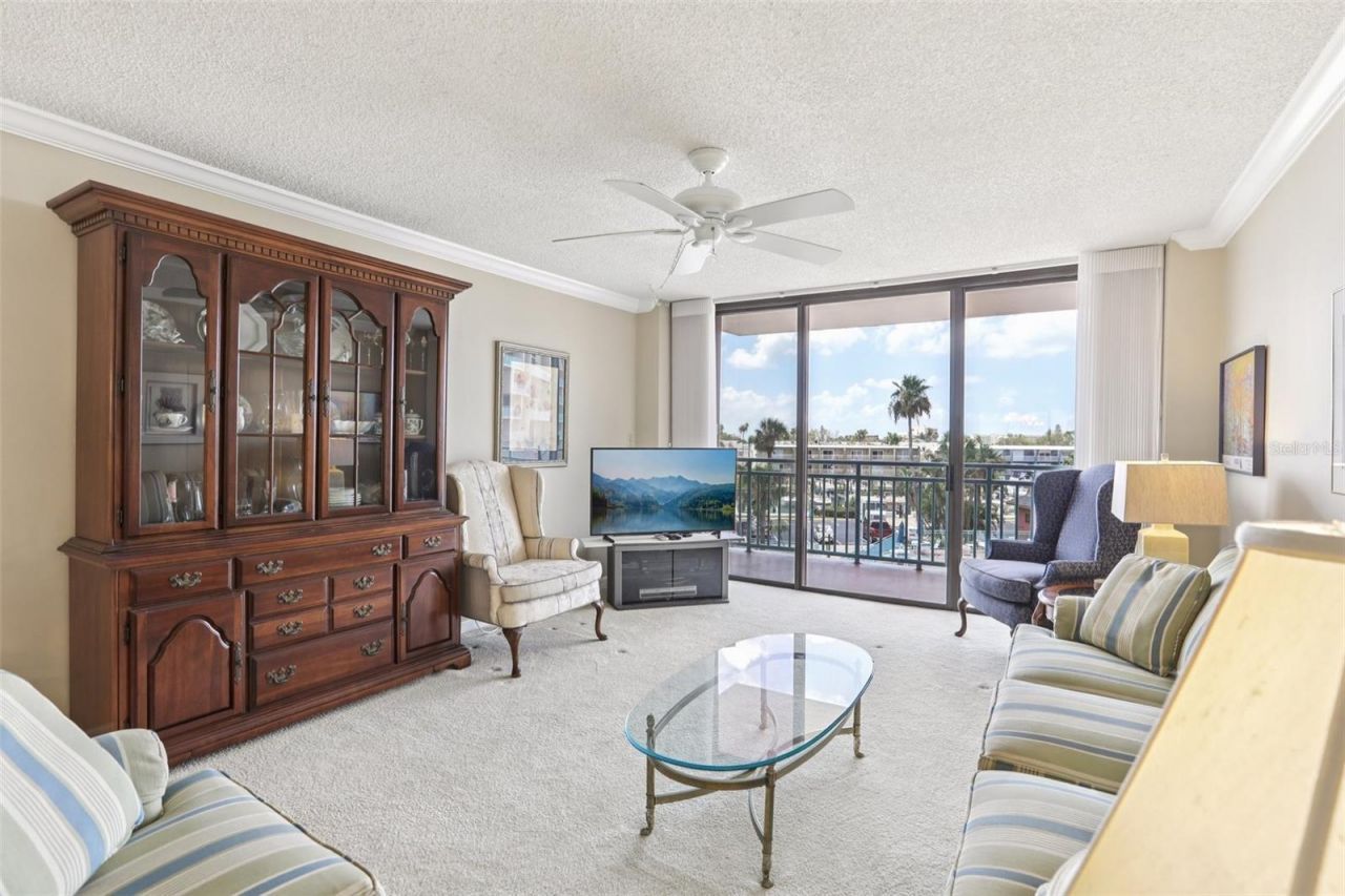 1 Key Capri, Unit 302E, Treasure Island, FL 33706 Photo