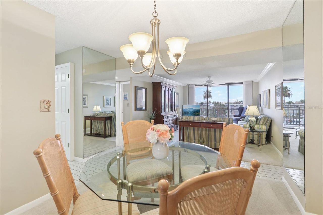 1 Key Capri, Unit 302E, Treasure Island, FL 33706 Photo