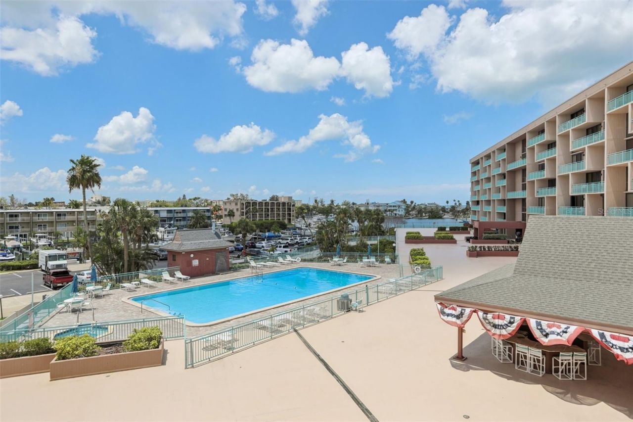 1 Key Capri, Unit 302E, Treasure Island, FL 33706 Photo