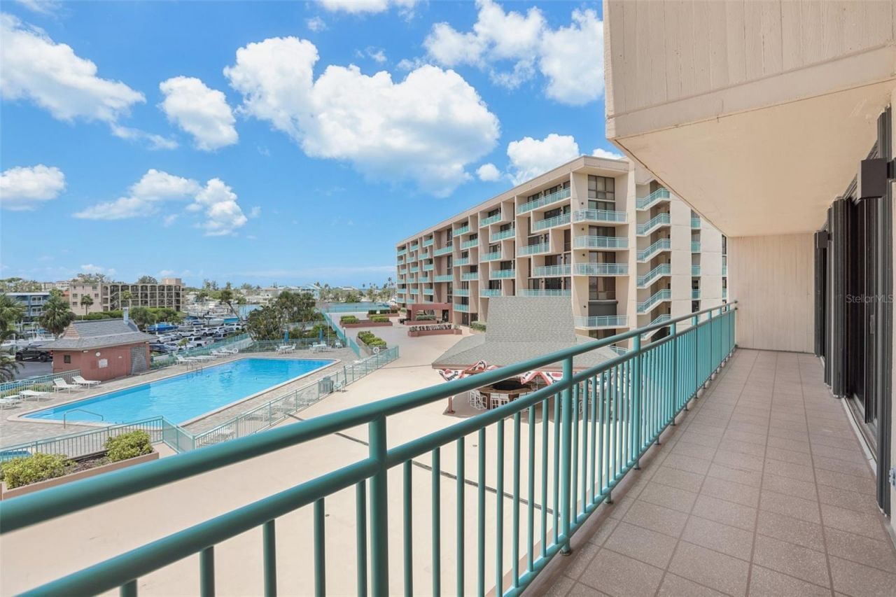 1 Key Capri, Unit 302E, Treasure Island, FL 33706 Photo