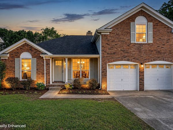1120 Dawnwood Dr, Old Hickory, TN 37138