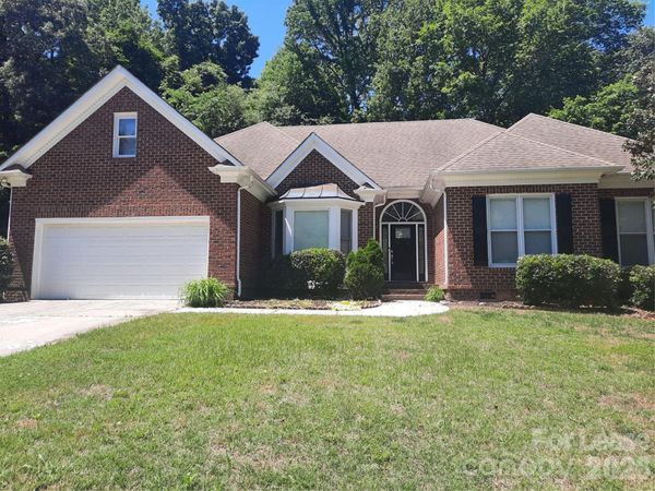 3108 Castlemaine Drive , Charlotte, NC 28269