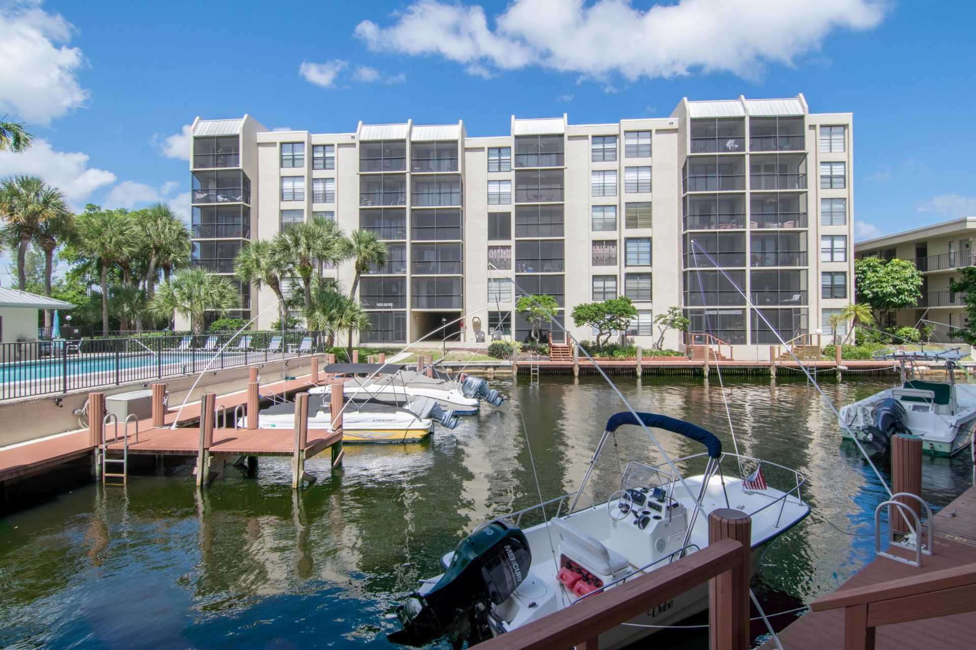 1 Royal Palm Way, Unit 201, Boca Raton, FL 33432 Photo