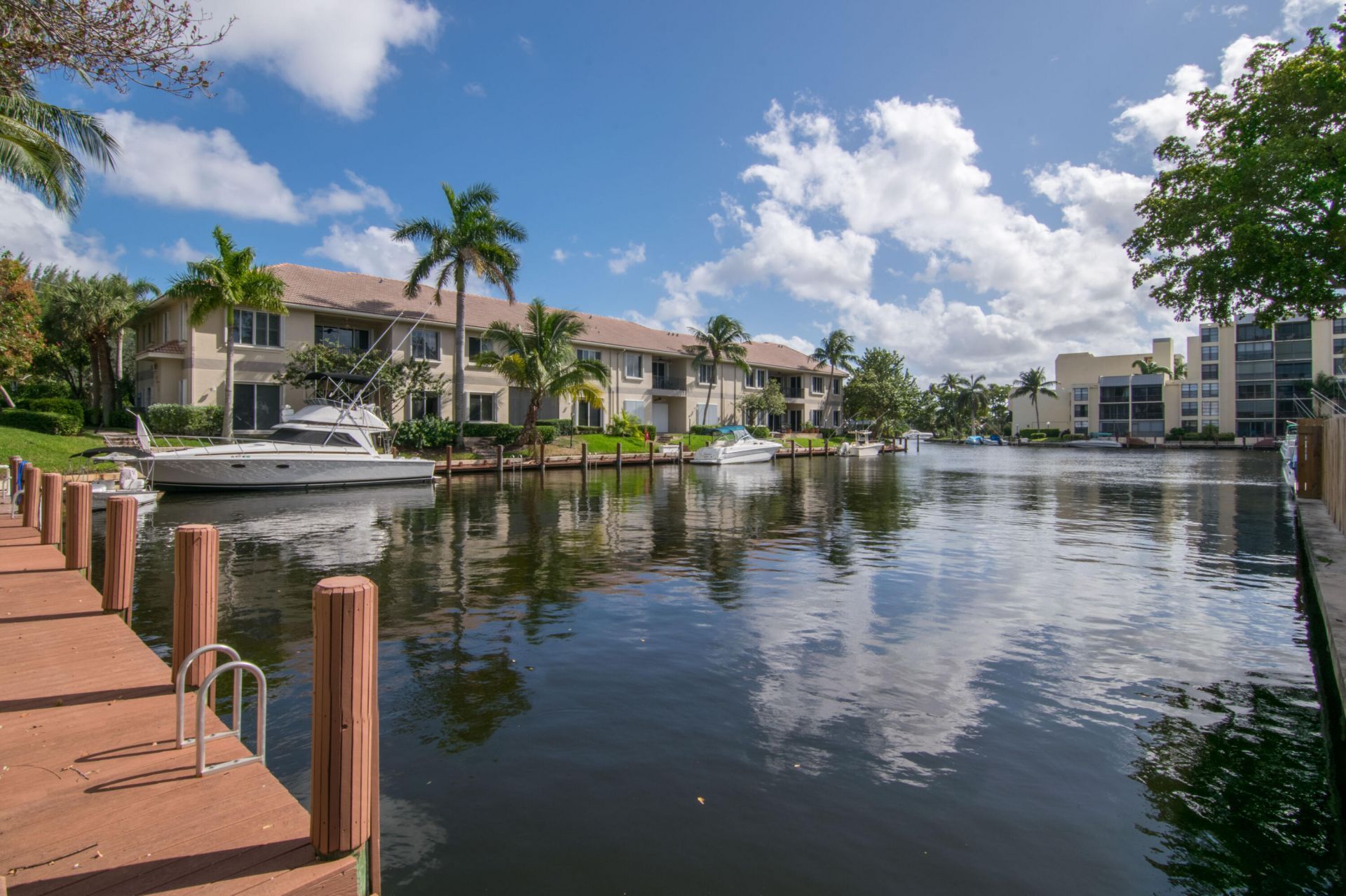 1 Royal Palm Way, Unit 201, Boca Raton, FL 33432 Photo