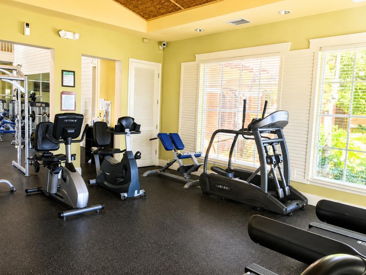 117 Yacht Club Way, Unit 307, Hypoluxo, FL 33462 Photo