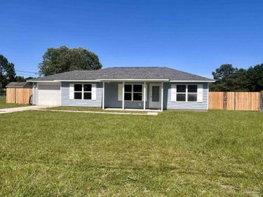 4686 Old Guernsey Rd, Pace, FL 32571