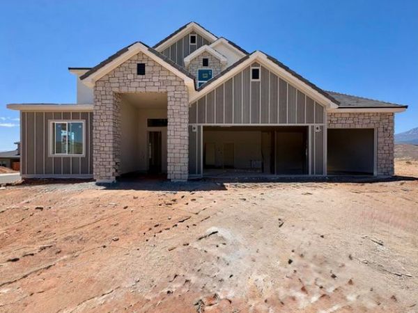 313 N 2805 W, Unit 410, Hurricane, UT 84737