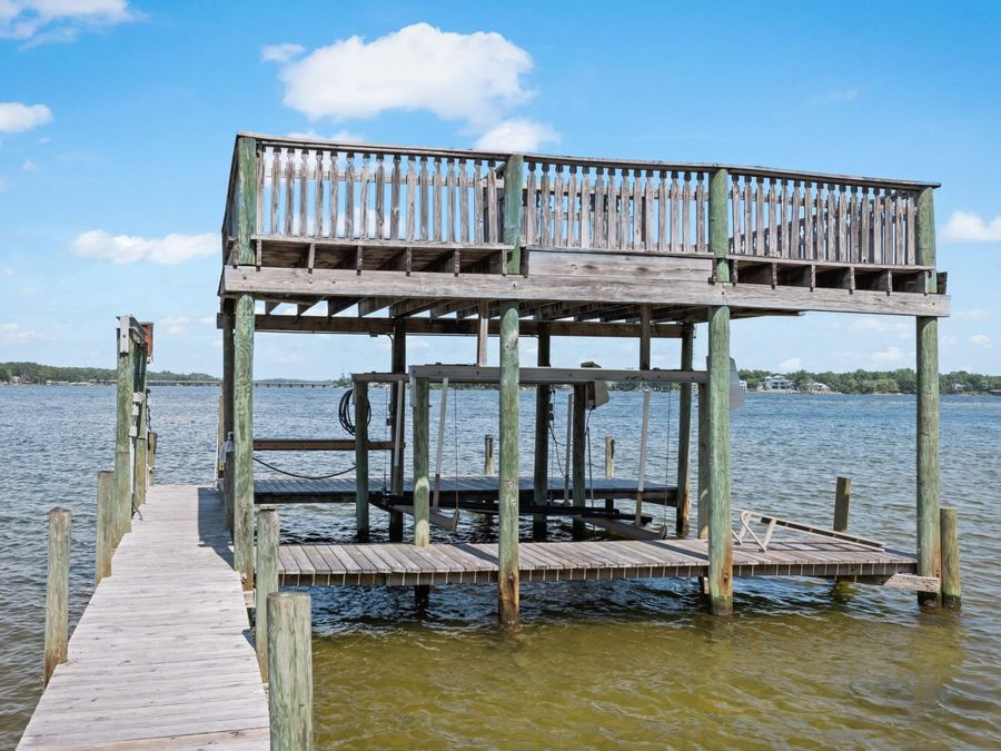 Property Image 100