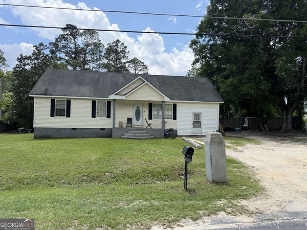 131 Rainbow Ridge Road, Swainsboro, GA 30401
