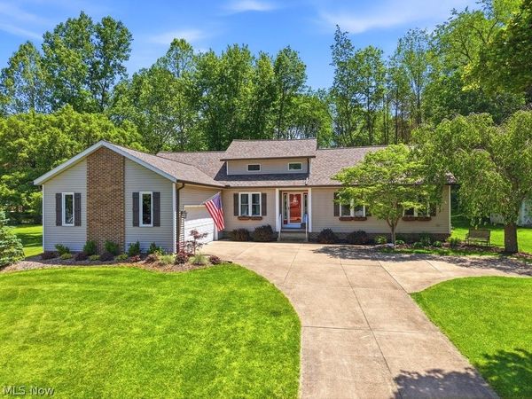 17357 Andras Drive, Walton Hills, OH 44146