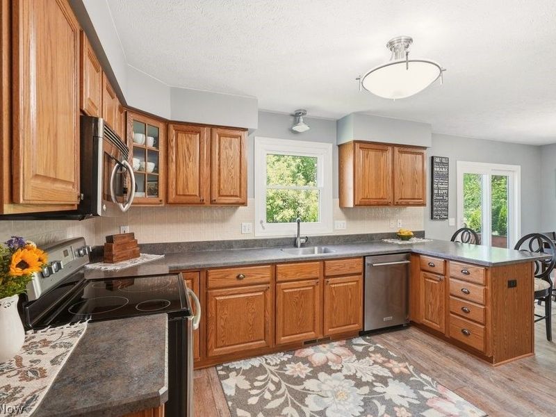 17357 Andras Drive, Walton Hills, OH 44146 Photo 10