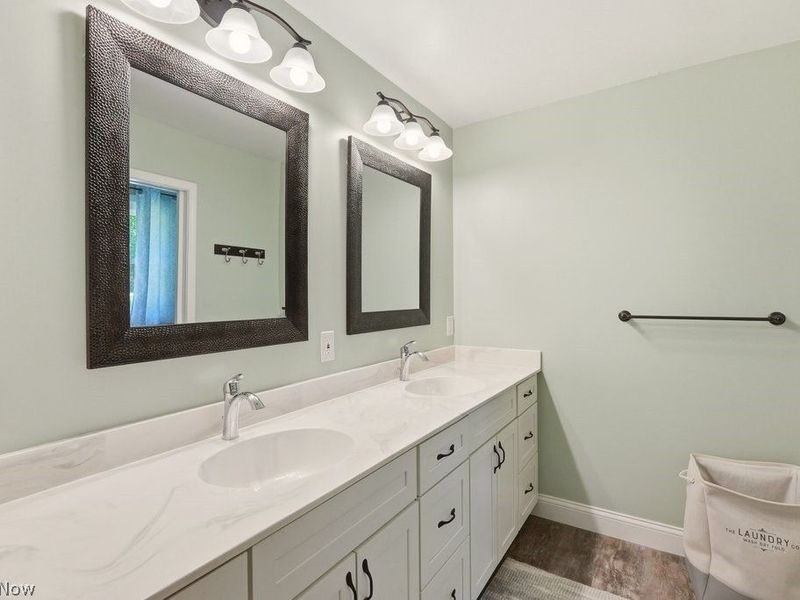 17357 Andras Drive, Walton Hills, OH 44146 Photo 29