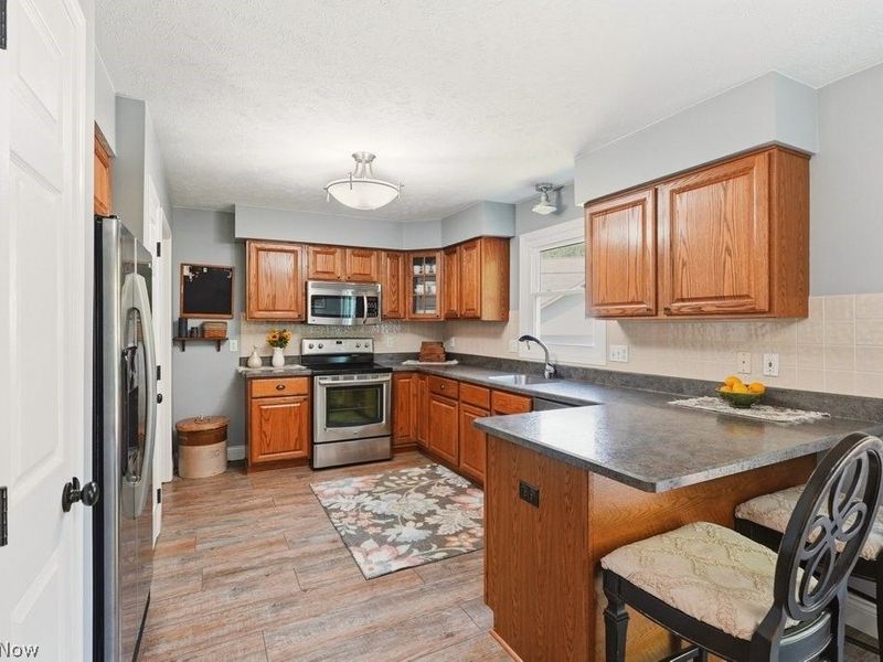 17357 Andras Drive, Walton Hills, OH 44146 Photo 6