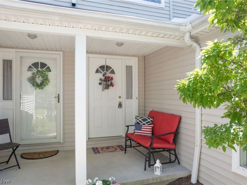 709 Gold Leaf Court, Streetsboro, OH 44241 Photo 2