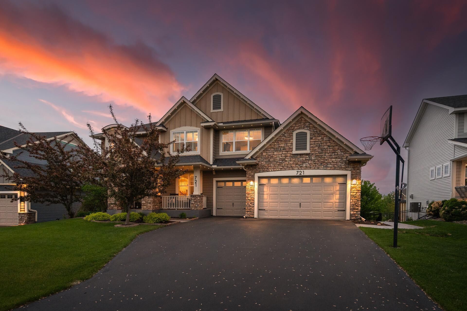 721 Juniper Avenue N, Lake Elmo, MN 55042