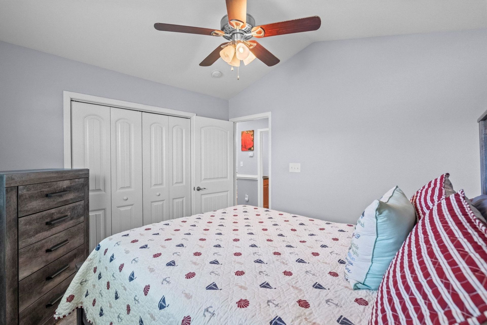 405 Bristlecone St. Photo 32