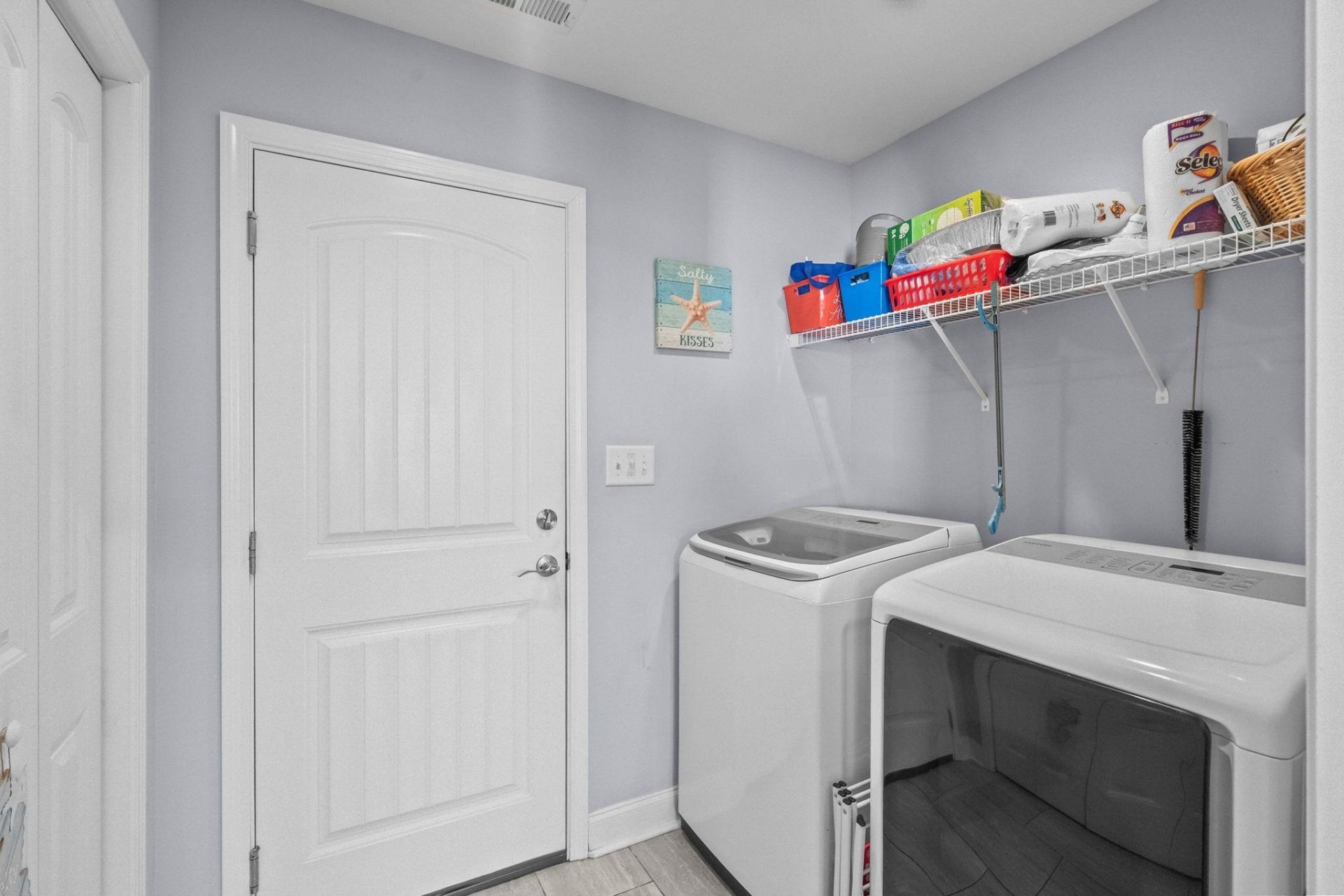 405 Bristlecone St.  Photo 36