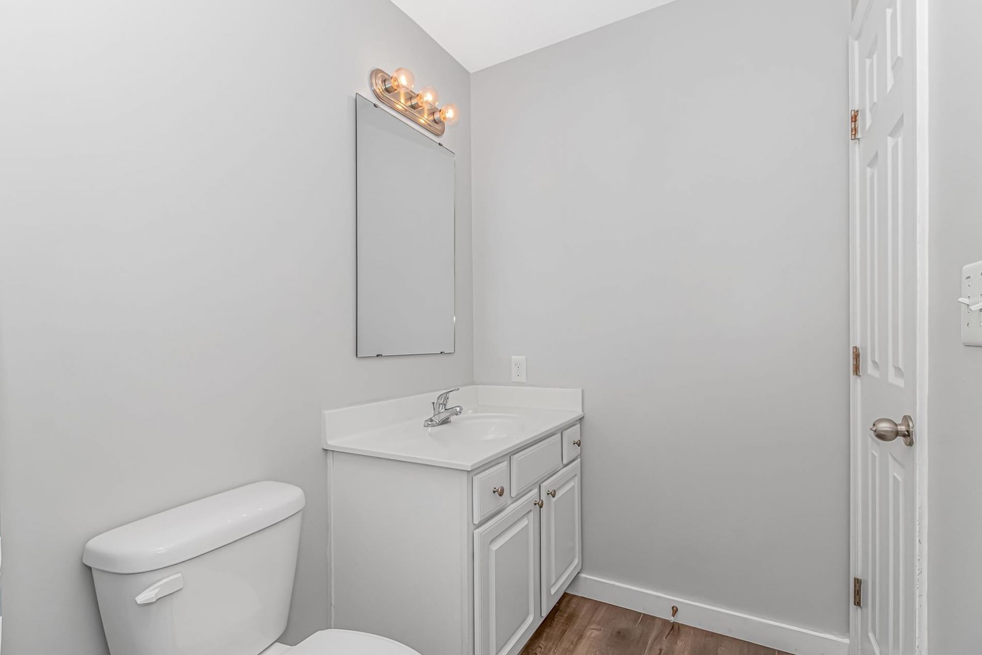 2258 Clearwater Dr.  Photo 14