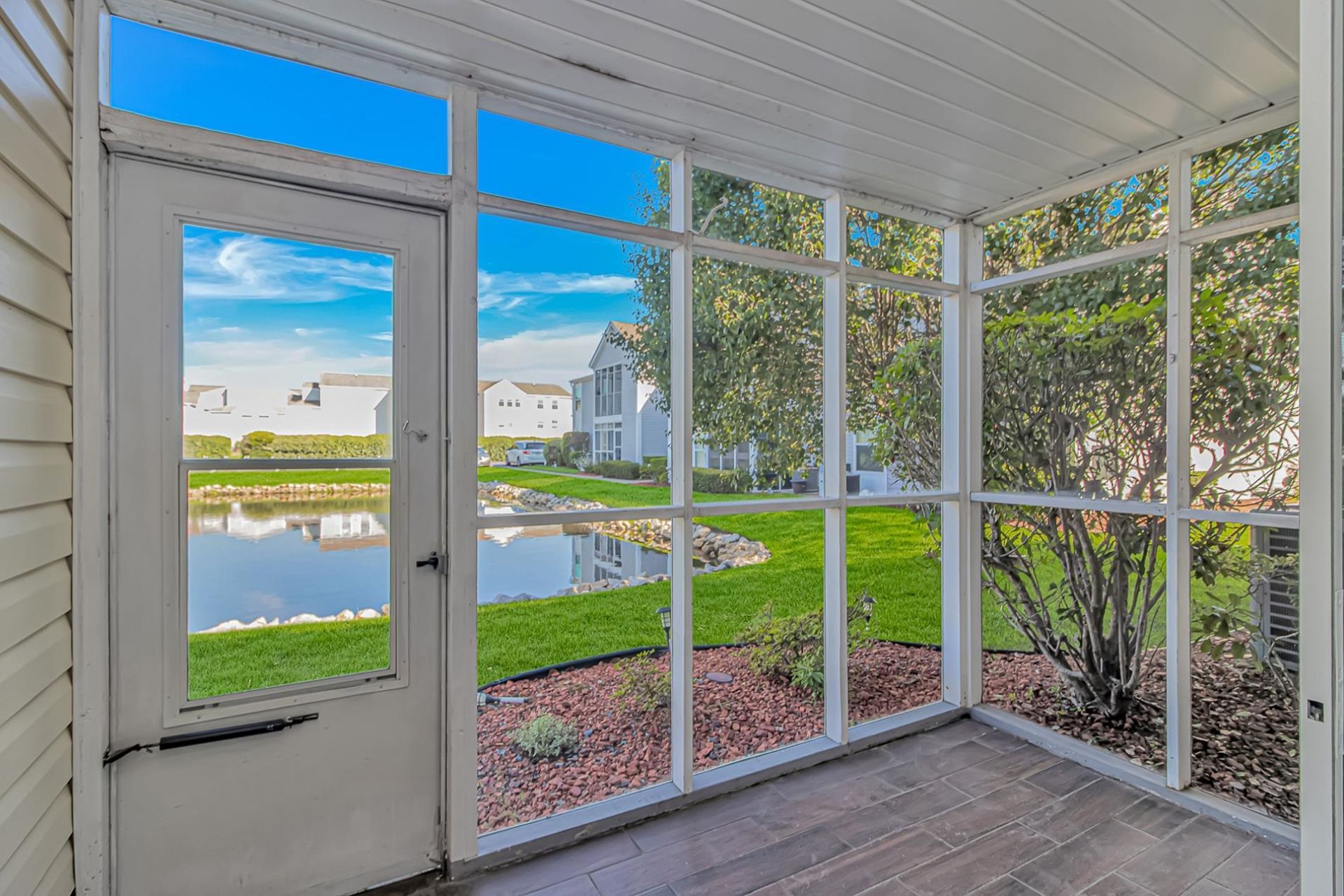 2258 Clearwater Dr.  Photo 22