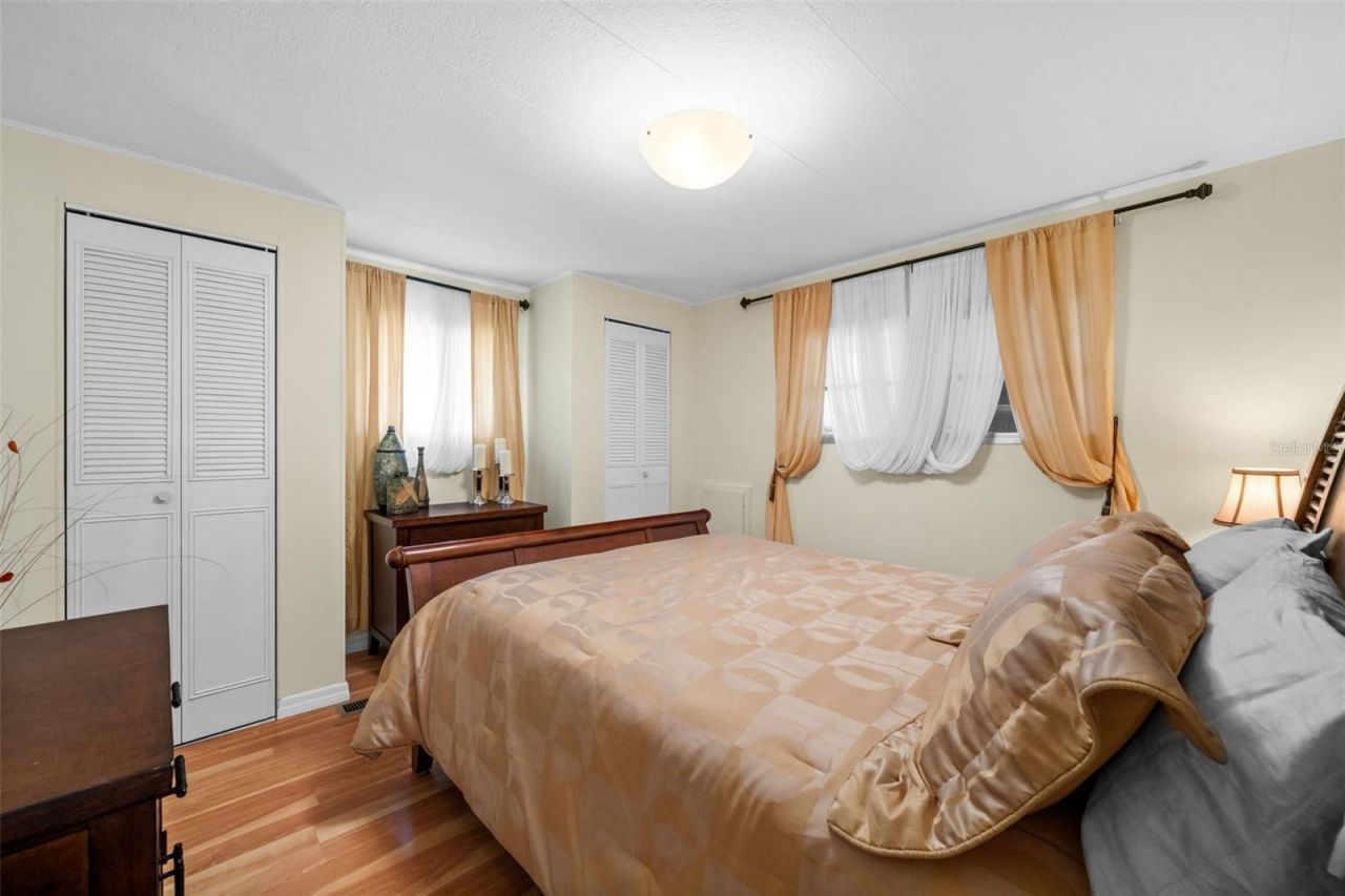 3318 Shingle Oak Terrace , Sarasota, FL 34237 Photo
