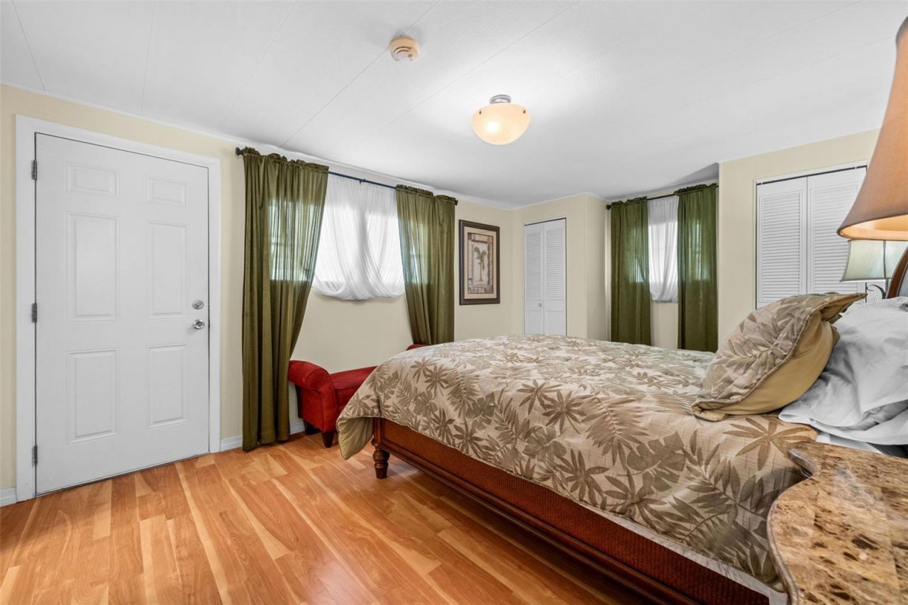 3318 Shingle Oak Terrace , Sarasota, FL 34237 Photo