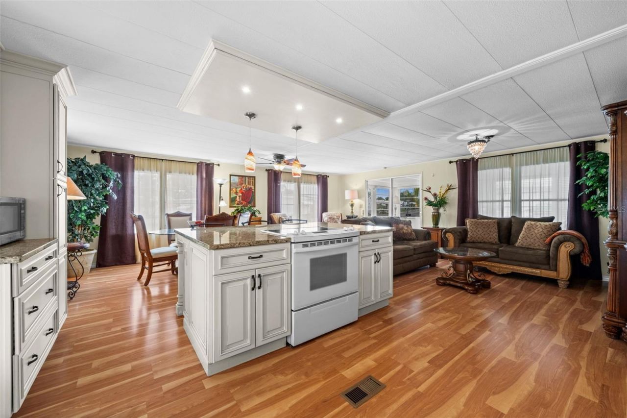 3318 Shingle Oak Terrace , Sarasota, FL 34237 Photo