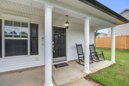 202 Seneca River Drive photo 4