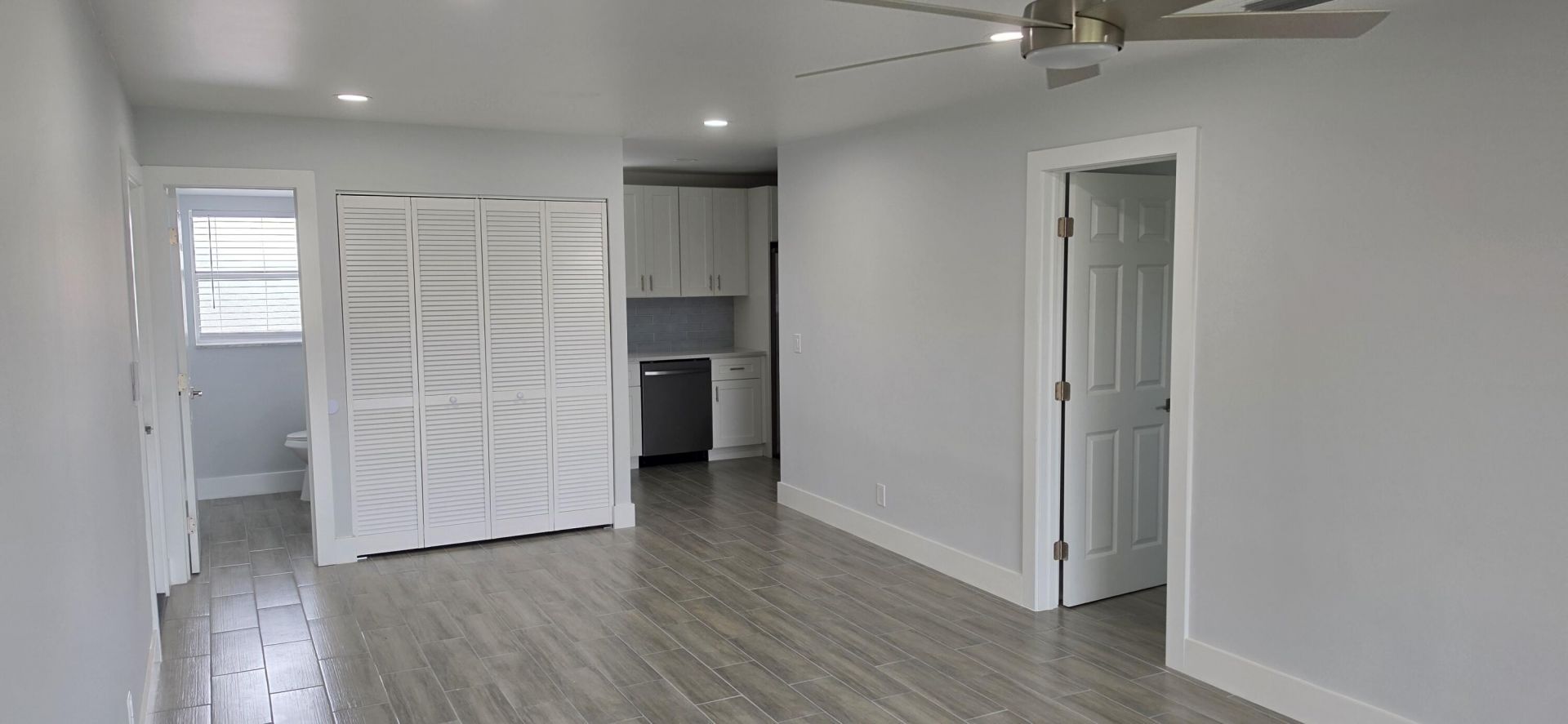 351 Lake Dora Drive, West Palm Beach, FL 33411 Photo