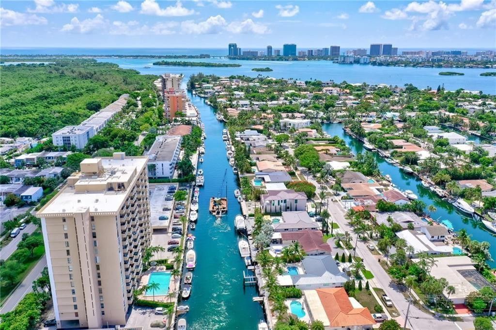 2350 NE 135th Street, Unit 1212, North Miami, FL 33181 Photo