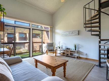 11591 Snowpeak Way, Unit #407, Truckee, CA 96161 Photo