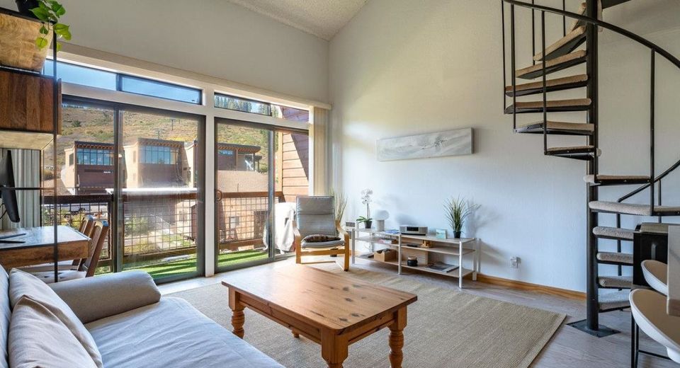 11591 Snowpeak Way, Unit #407, Truckee, CA 96161 Photo