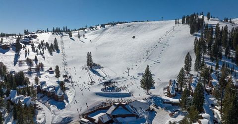 11591 Snowpeak Way, Unit #407, Truckee, CA 96161 Photo