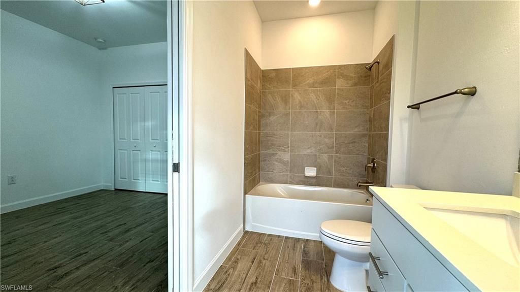 20100 Napa Loop, Estero, FL 33928 Photo