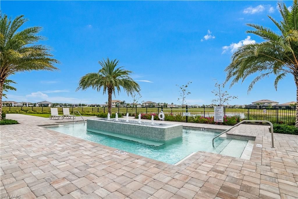 20100 Napa Loop, Estero, FL 33928 Photo
