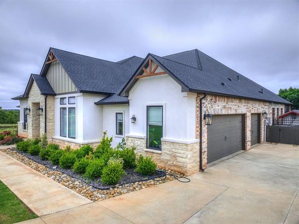 2271 Jackson Lane, Blanchard, OK 73010