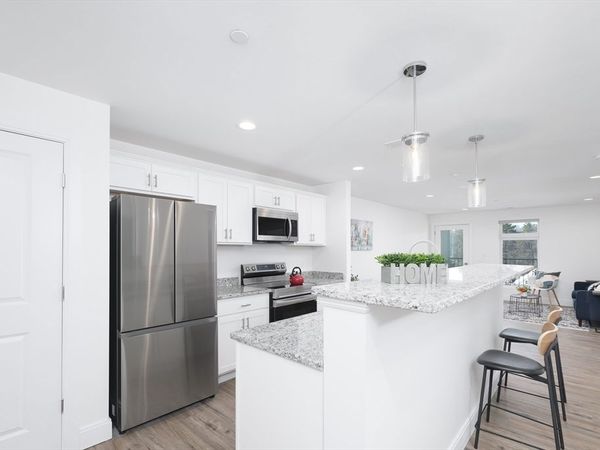 2 Hotel Ave, Unit ONE-BED, Peabody, MA 01960