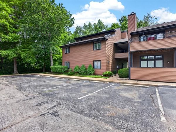 13811 Amiot Drive, Unit A, St Louis, MO 63146
