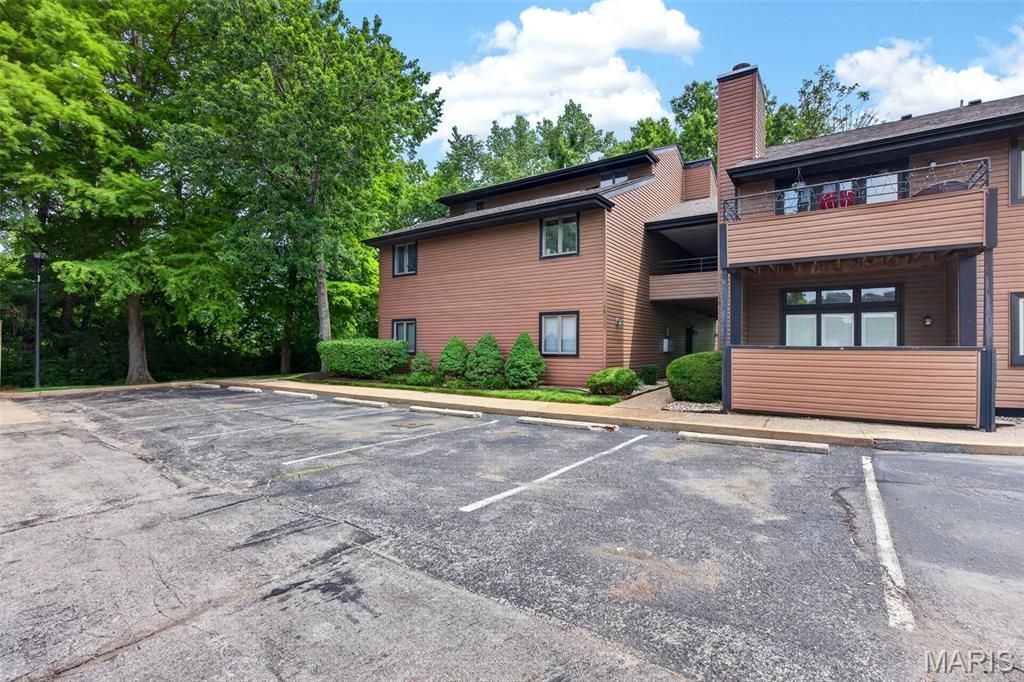 13811 Amiot Drive , Unit A, Saint Louis, MO 63146 Main Photo
