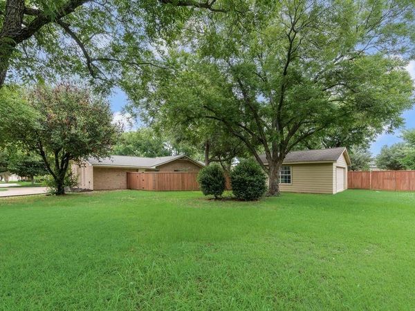 2701 Poplar Drive , Flower Mound, TX 75028