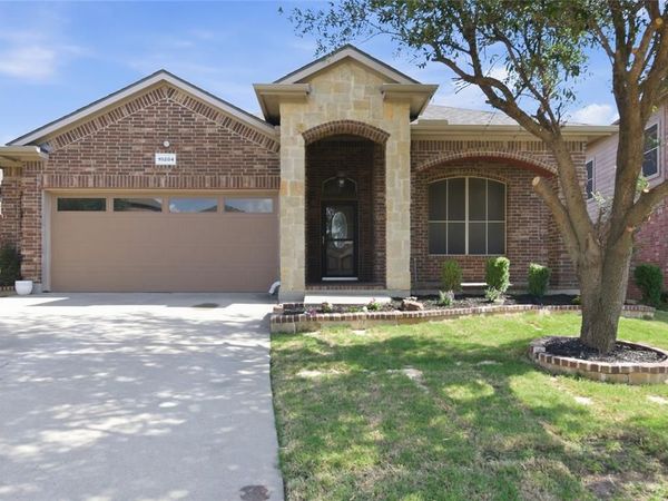 10204 Point Lobos Trail , Fort Worth, TX 76177
